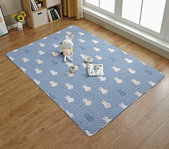Silicone anti-slip floor mat
